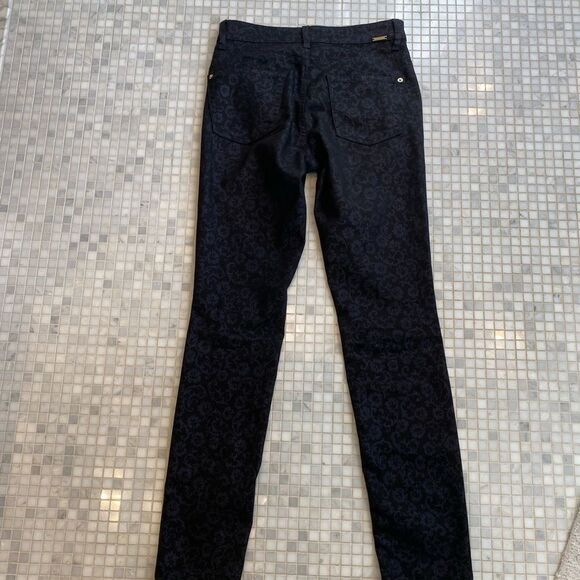 Cambio Parla Jeans with Black Stencil Design - Picture 8 of 14
